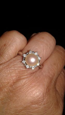 Beautiful Ring size 7.