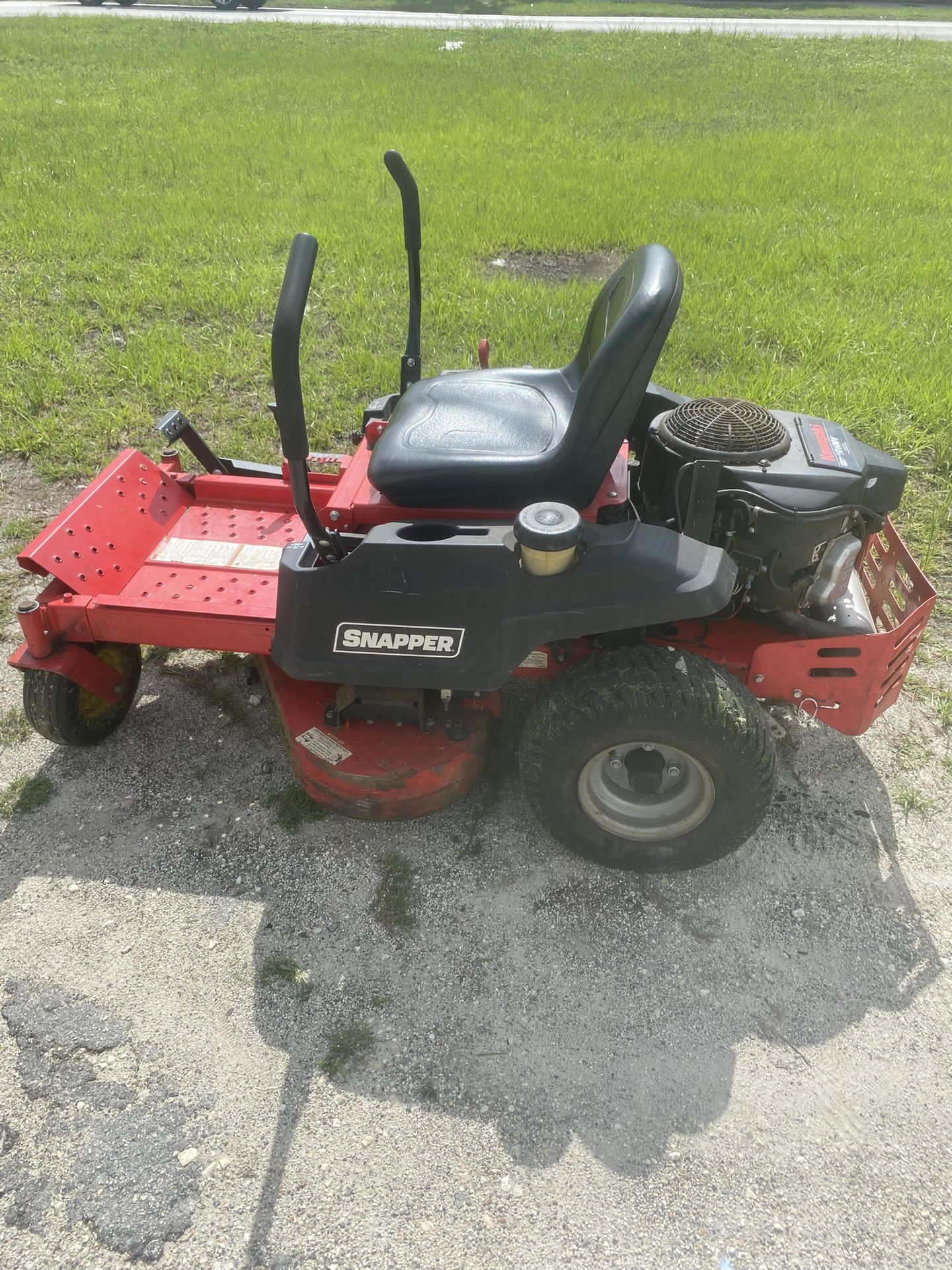 Snapper Riding Mower 36 Inch, With Mulching Blades