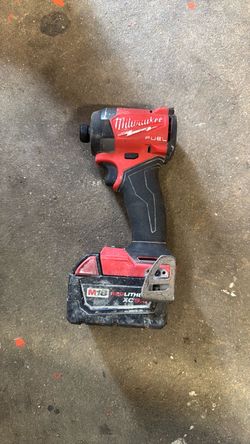 Milwaukee M18 Fuel Impact Driver with Battery