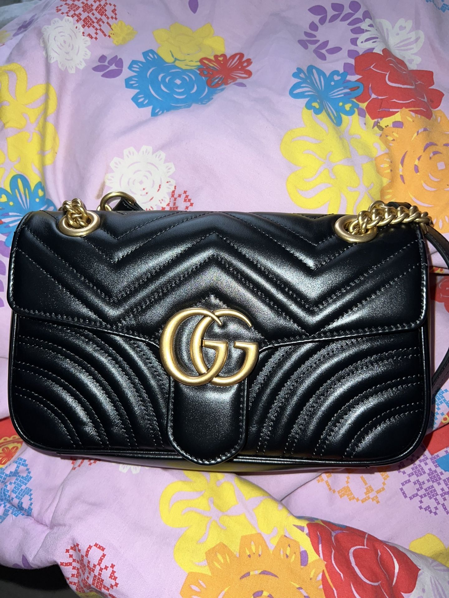 Authentic Gucci Handbag - Red Accent for Sale in Morrow, GA - OfferUp