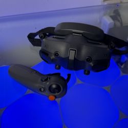 DJI Goggles 3 FPV + Motion Controller for DJI Avata – Excellent Condition