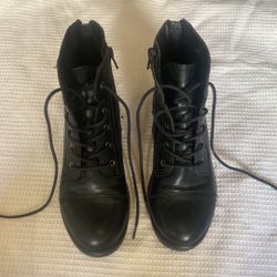Madden Girl Leather Combat Boots | W 6.5 | Black