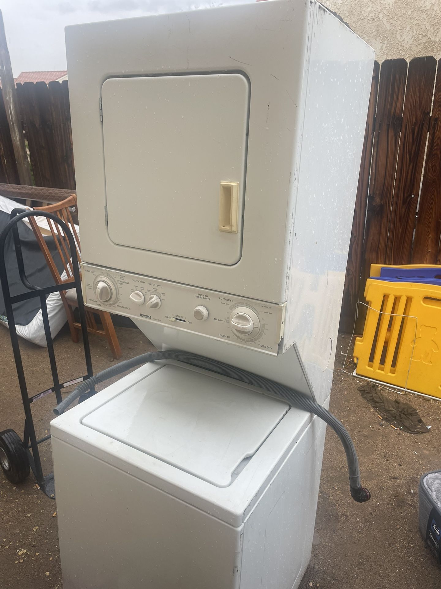 Stackable washer and dryer