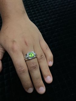 Men's 925 Sterling Silver Peridot Ring