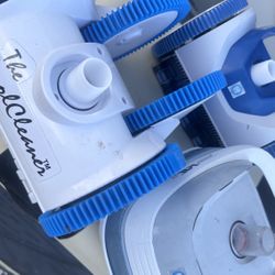 Hayward Pool Vacuums 