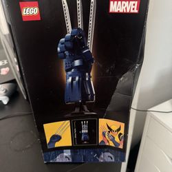 Lego wolverine’s  claws