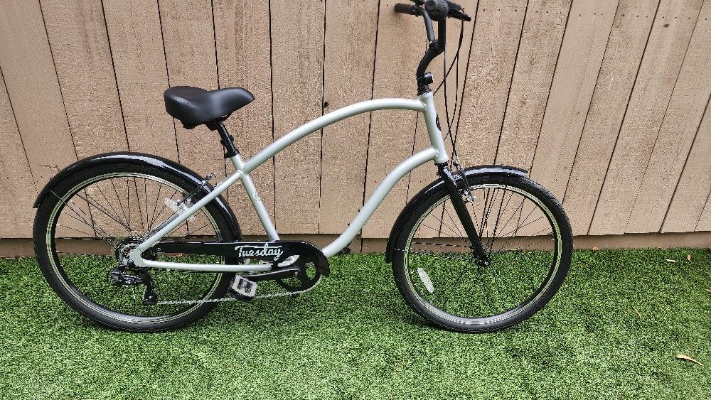 Cruiser 7 speed in great condition !!!