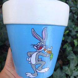 Hand Painted Clay Pot ‘Bug Bunny’ 