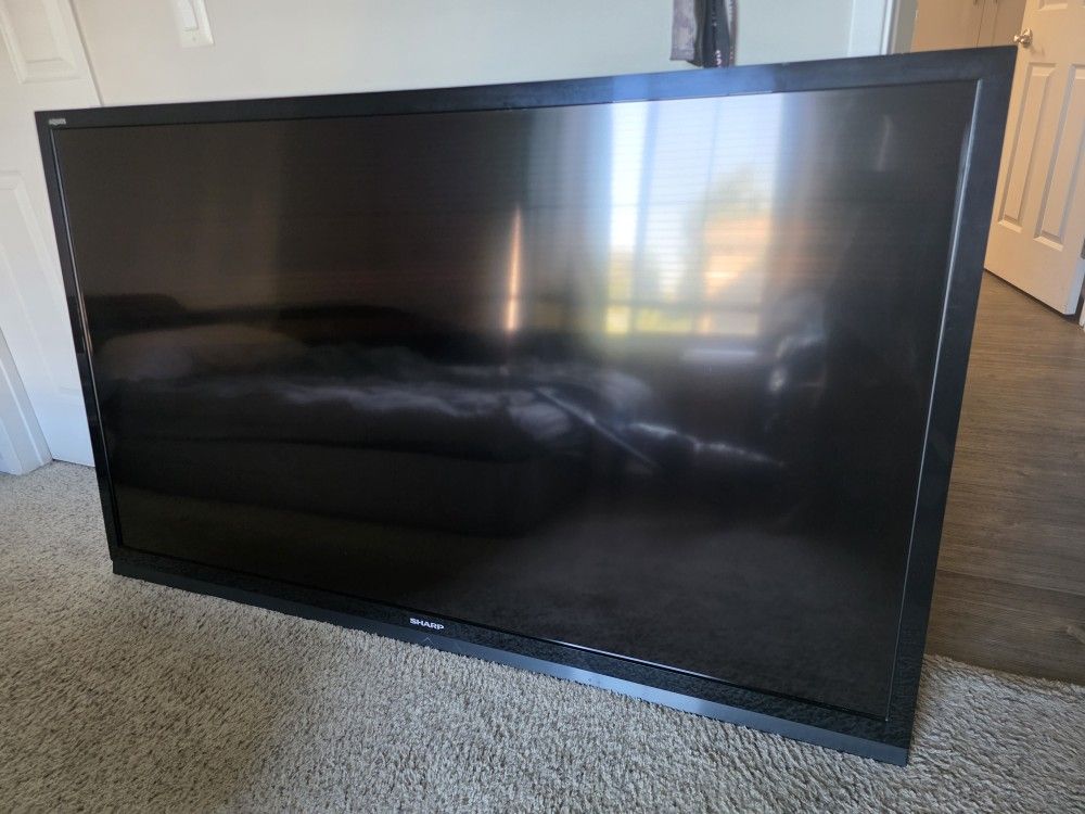 72 Inch Aquos Tv