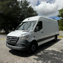 2021 MERCEDEZ SPRINTER VAN 
