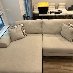 Like New Sofa/Couch With Chaise Sectional