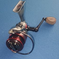 FISHING REEL PFLUGER PRESIDENT XT
