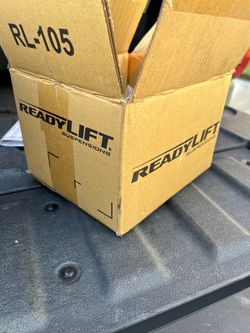 READYLIFT Front Leveling Kit GMC Sierra 1500