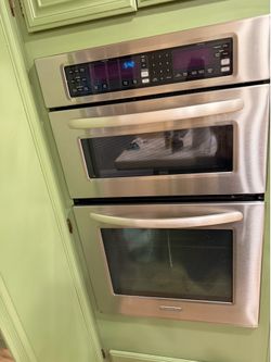30-inch KitchenAid built-in combination microwave/oven (