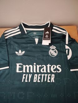 Real Madrid Mbappé Away Jersey