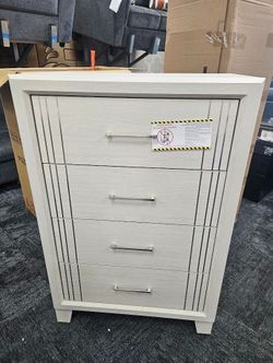 New B9230 4 drawer chest special