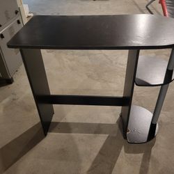 Mainstays Desk – Cosmetic Chip,  Still Sturdy