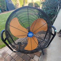 Global Industrial™ 36" Portable Tilt Blower Drum Fan