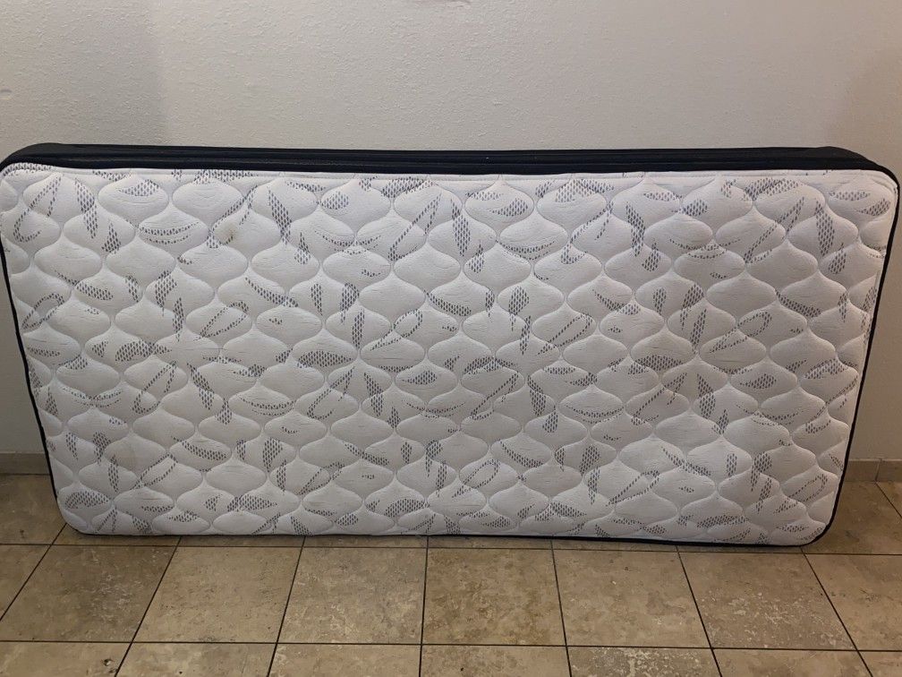Mattress And Box Spring 