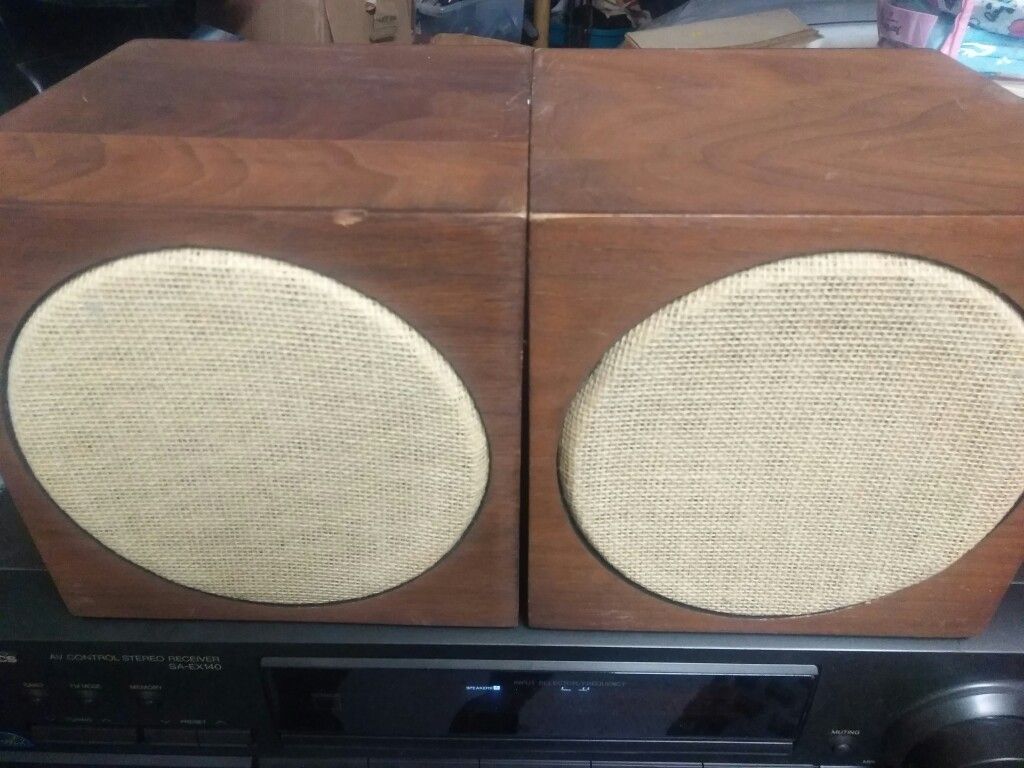 Pair of vintage ampex model 415 speakers