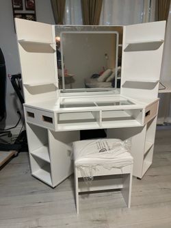 Corner white vanity desk makeup station, no adapter plug for mirror lights