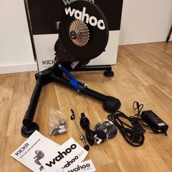 Wahoo-Kickr-V5-Smart-Trainer-Bundle