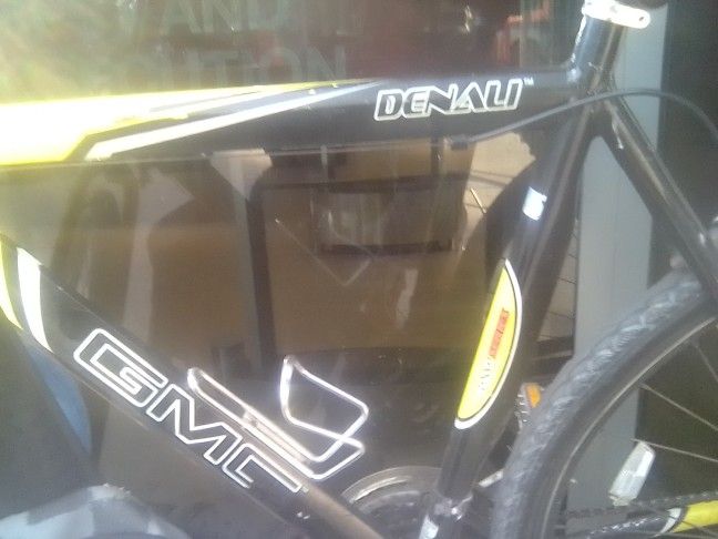 GMC Denali Aluminum Racing Bike