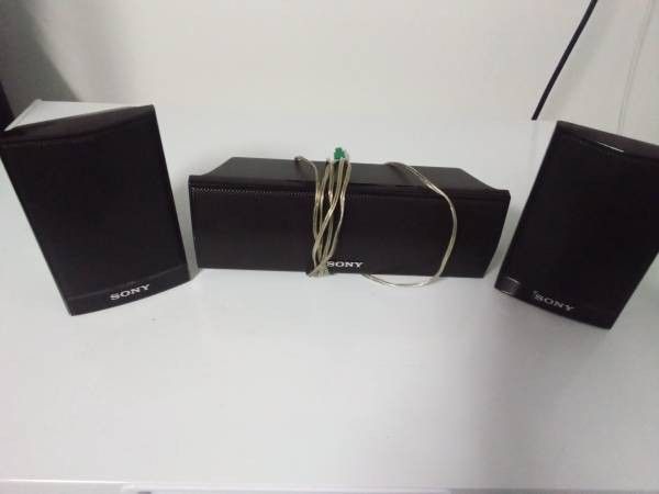 Set Of 3 Sony Surround Sound Stereo Speakers