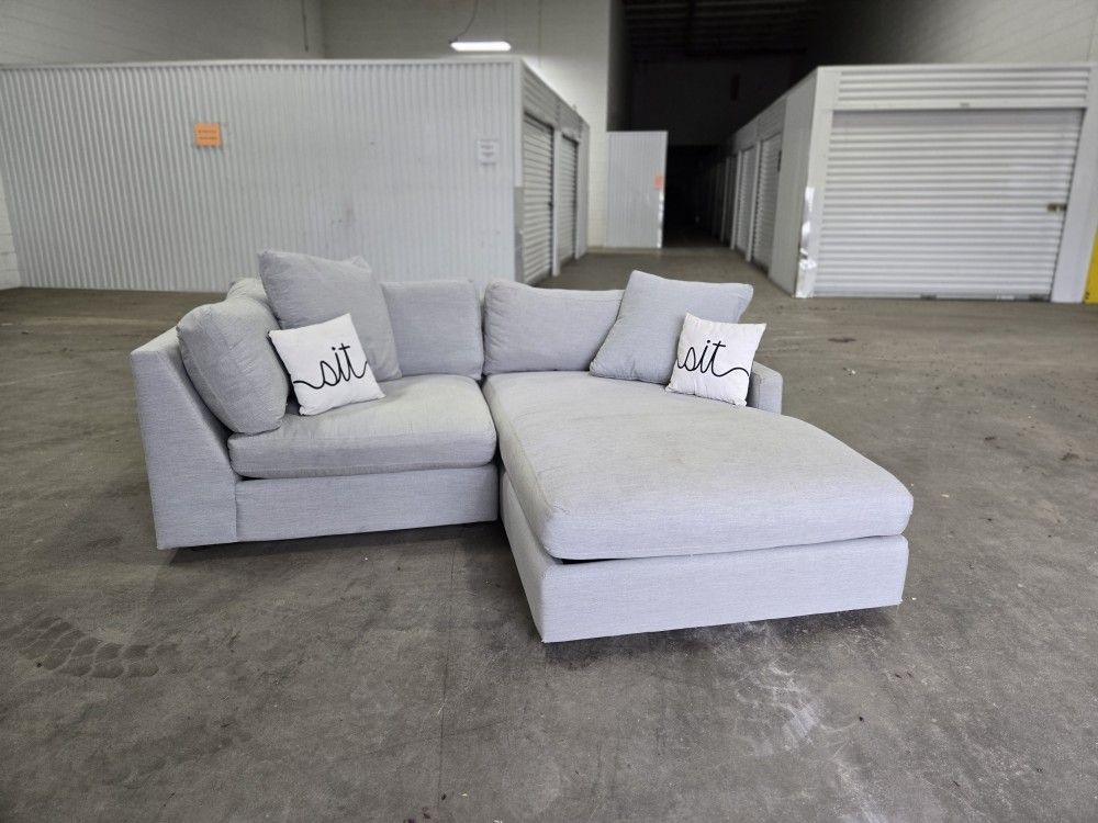 *Same Day Delivery Available!*
West Elm Chaise Sectional