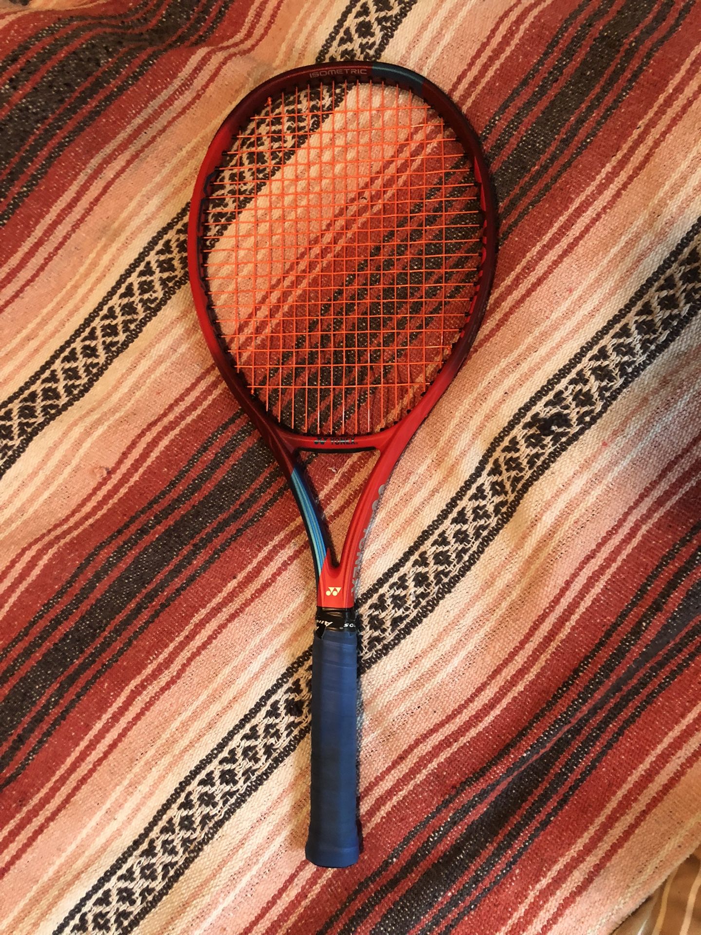 Yonex Vcore 100