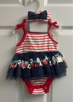 Brand new Baby girl outfit with headband size 0-3 months