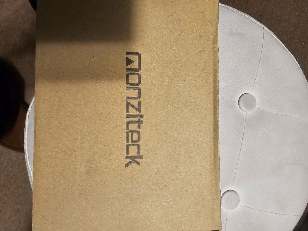 Monzlteck Wall Mount Holer for Xbox Series S,All Metal Vertical Hanging On Wall with Power Botton Left/Right,Wall Shelf Bracket for XSS