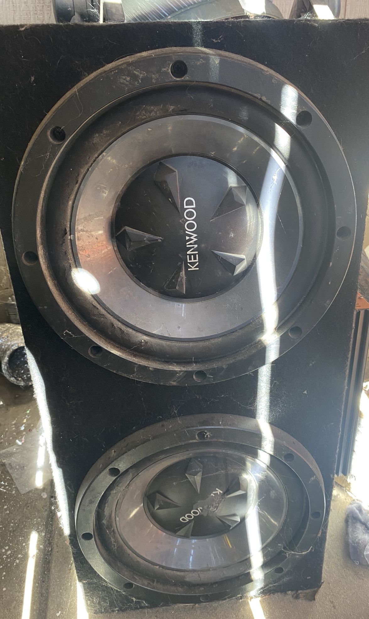 $200 QEA2500.1 MONOBLOCK AMPLIFER & KENWOOSPEAKER
