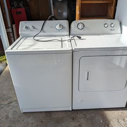 Whirlpool Washer And Amana Gas Dryer 