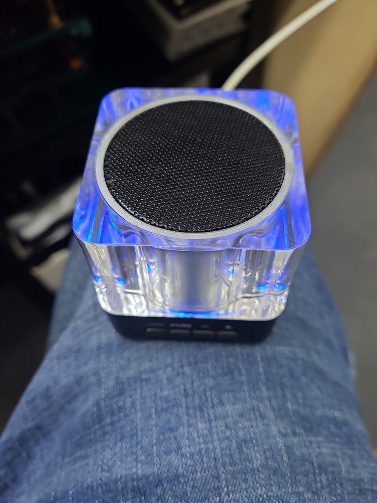 Bluetooth Mini Speaker Loud Sound 