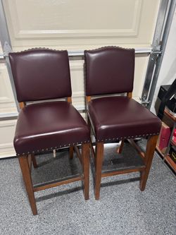Set of 2 Burgundy Leather Bar Stools