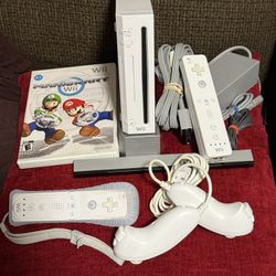 Original Nintendo Wii Console With Controller & Mario Kart 