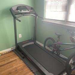 Treadmill Weslo Cadence G 5.9i