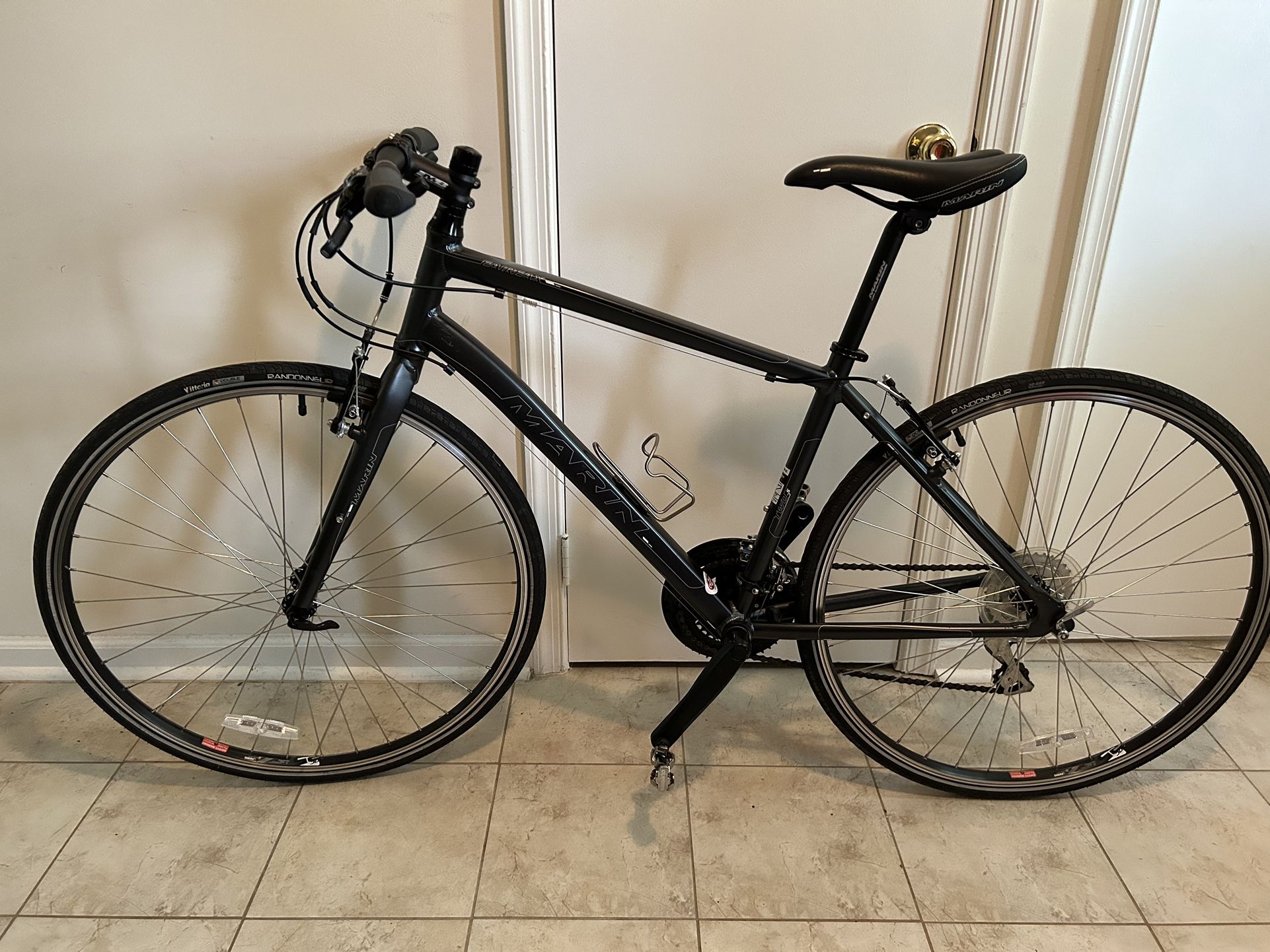Bike: Marin Fairfax Hybrid Bicycle 