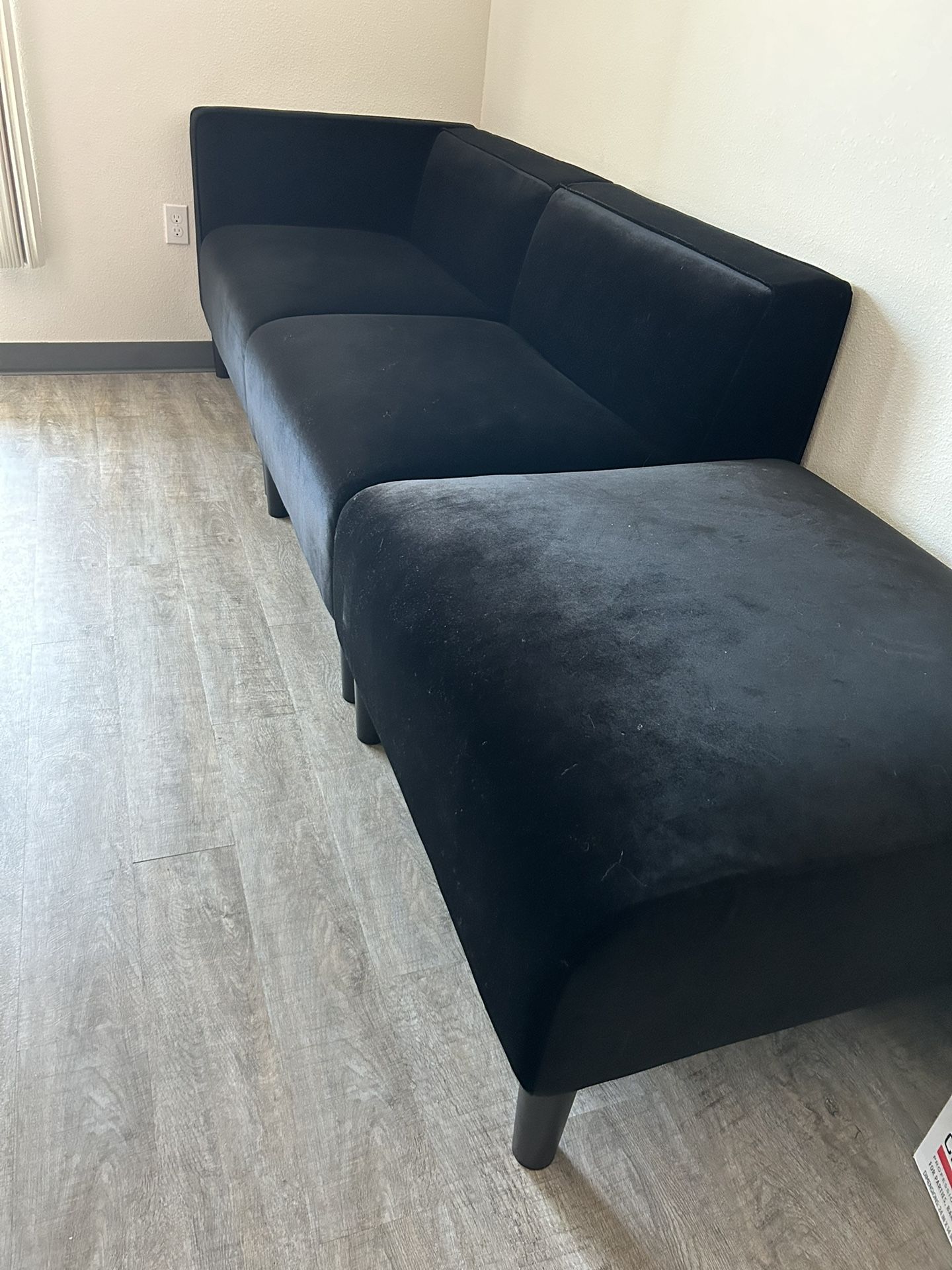 Concepts Arya Black Velvet 3 Piece Sofa