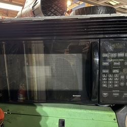 GE Spacemaker Over-the-Range Microwave – Model JVM1443 – Works Perfectly – Clean