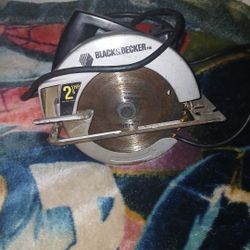 Black And Decker Saw
