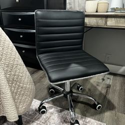 Vanity Chair