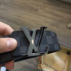 Louis Vuitton/ LV Belt brand new 