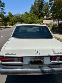 1984 Mercedes-Benz 300