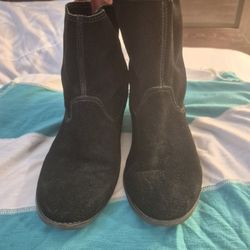 DOLCE VITA SWAVE BOOTS   SIZE 9  GOOD CONDITION  
