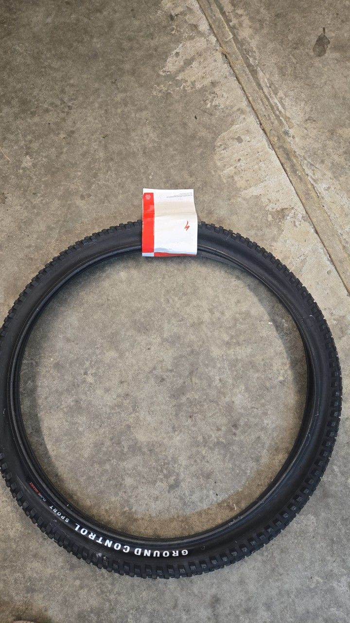 Ground Control Sport 26x2.35 Tires Brand New