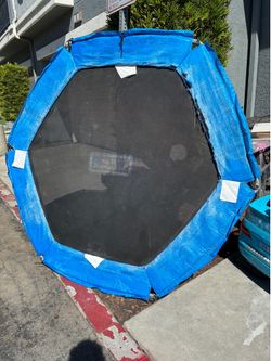7’ trampoline