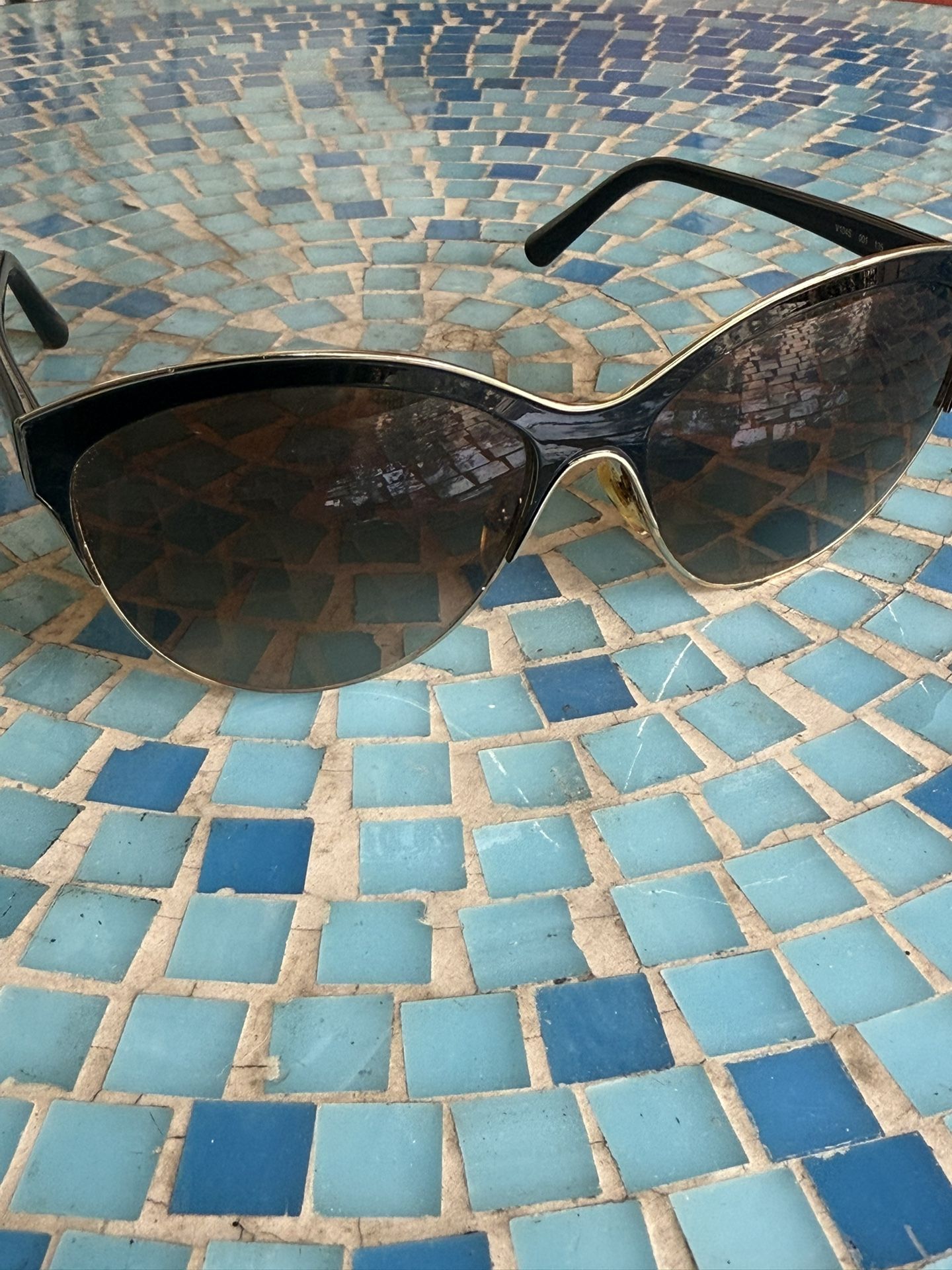 Valentino Sunglasses 🕶️ Original Women's Sunglasses 🕶️ Made In Italy 🇮🇹