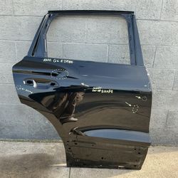 2025- 2026 AUDI Q6 E-TRON - REAR PASSENGER SIDE DOOR OEM 